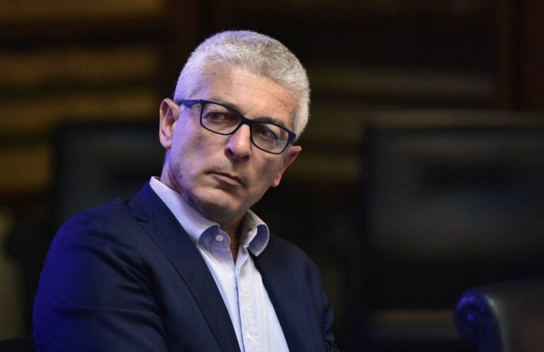 Il senatore Morra: "La scissione era prevedibile, da mesi il Movimento era un campo di battaglia"