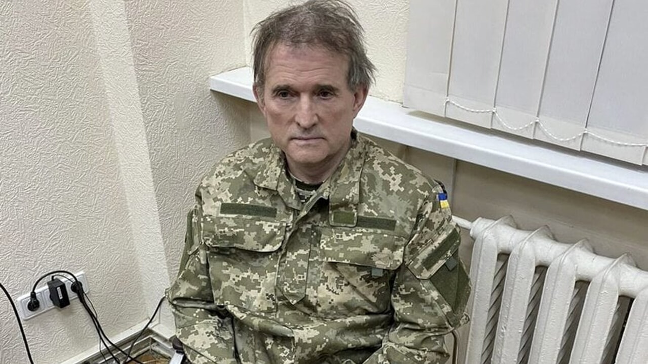 L'oligarca filorusso Viktor Medvedchuk rischia 15 anni di carcere e la confisca dei beni