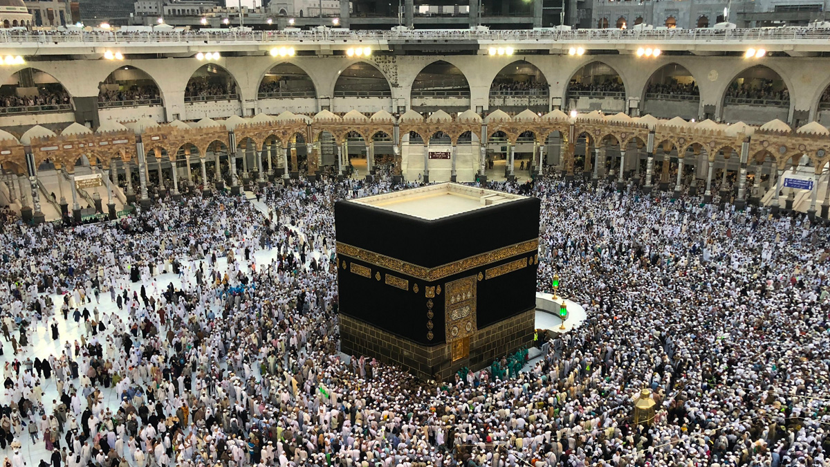 Un milione di pellegrini alla Mecca, il grande ritorno dopo lo stop per il Covid