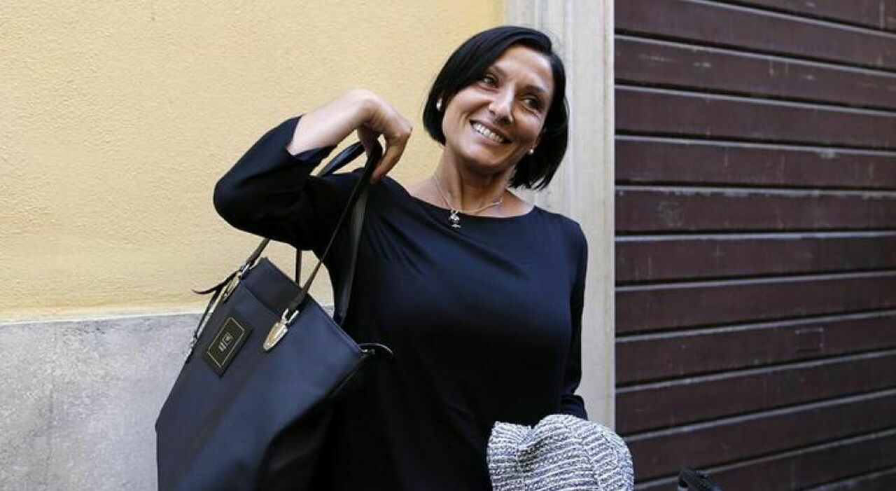 Morani ci ripensa e accetta la candidatura: "Sono una combattente e non mi spaventano le battaglie difficili" Morani ci ripensa e accetta la candidatura: "Sono una combattente e non mi spaventano le battaglie difficili"