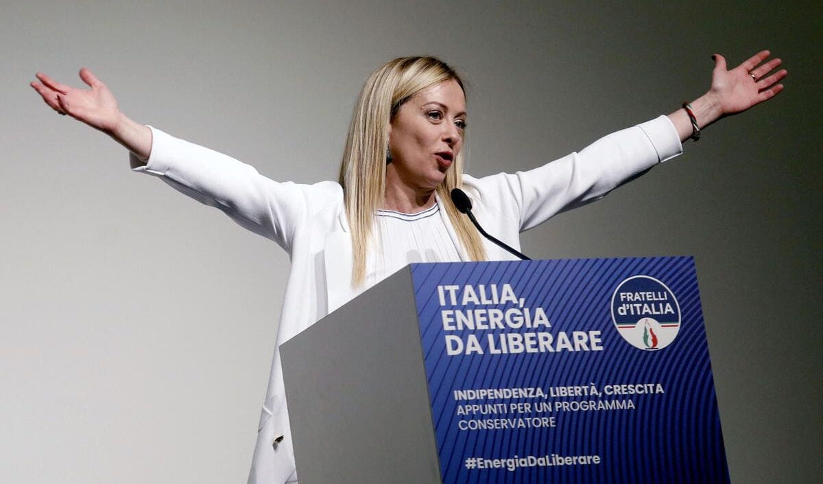 Giorgia Meloni: "Fdi non rende conto a nessuno" (salvo evasori, corporazioni, nemici di scienza e ambiente...)