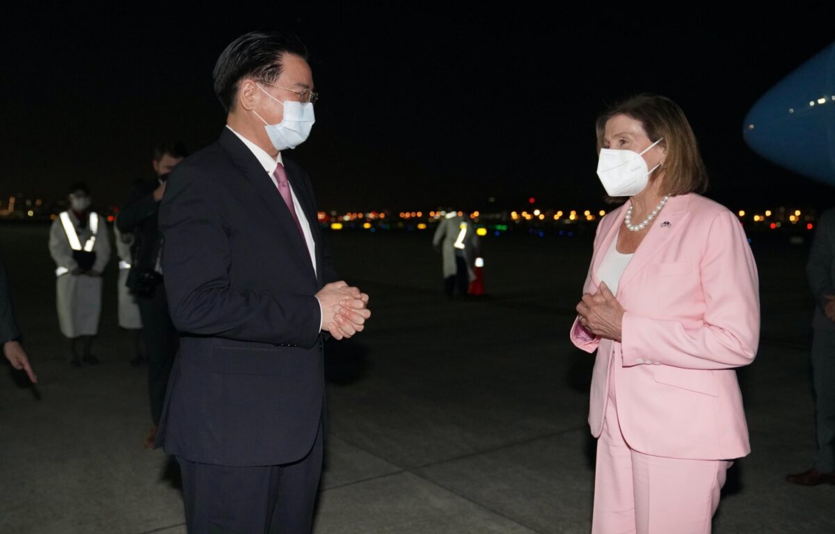 Taiwan, Pelosi sfida Xi Jinping: la posta in ballo è epocale