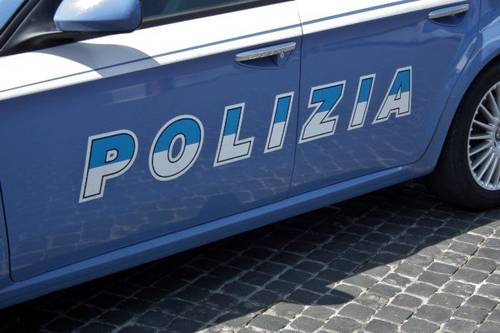 Polizia Una donna ha cercato di investire le amiche della figlia: ecco perché