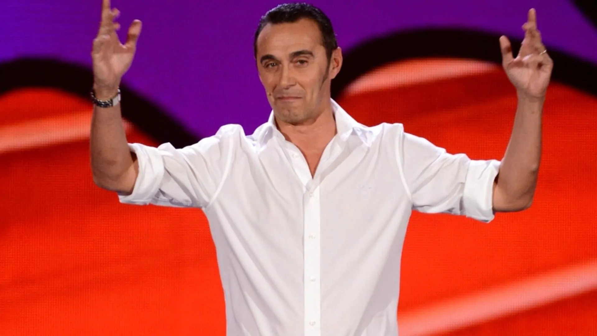 "Gran Varietà", questa sera alle 21.20 su Italia 1 lo spettacolo di Giuseppe Giacobazzi