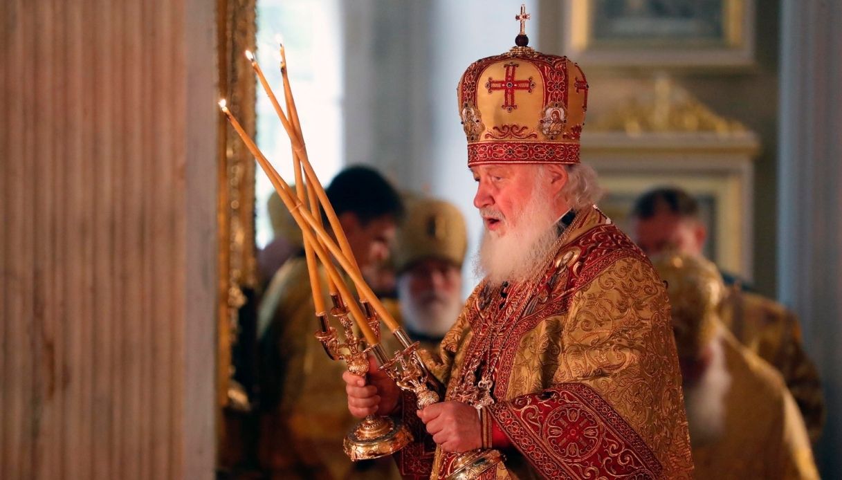 Il patriarca Kirill sospende il sacerdote che ha commemorato Alexey Navalny