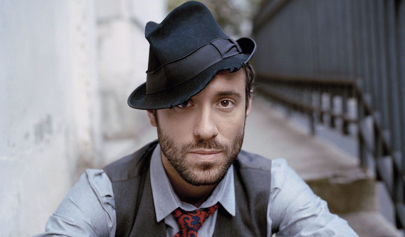 Chi è Charlie Winston, il cantautore venuto dalla Cornovaglia ospite di Propaganda Live