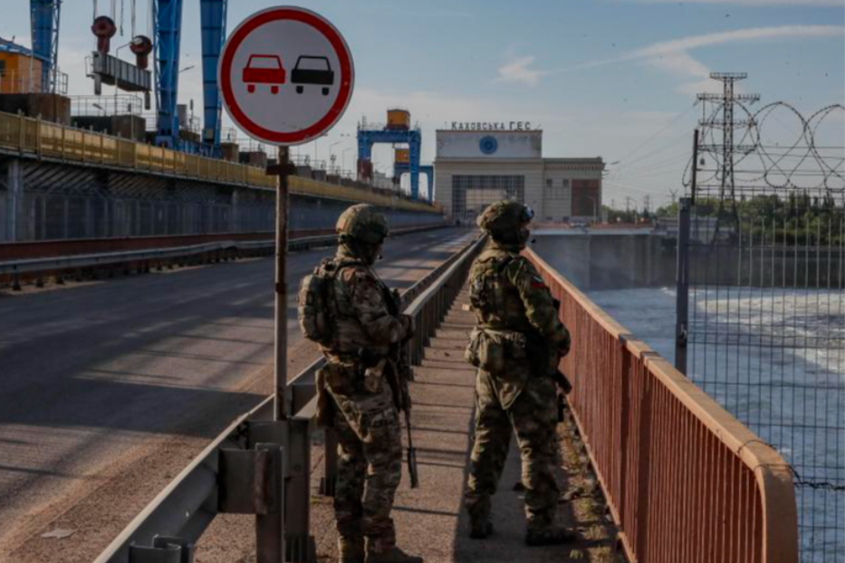 Russi allo stremo: organizzano la difesa di Kherson, con gli uomini rimasti in città