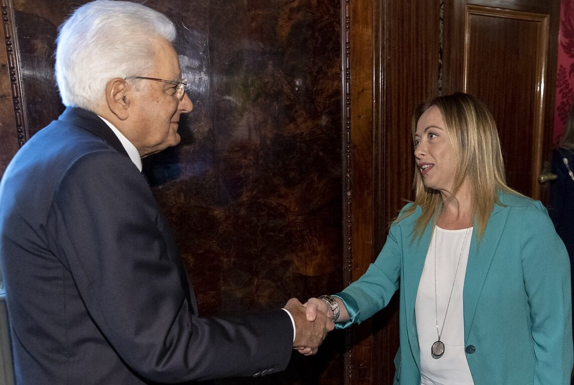 mattarella-meloni Consultazioni, è il giorno del centrodestra: l'incarico a Meloni potrebbe arrivare già in serata