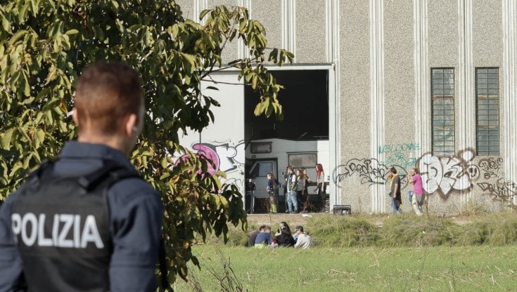 Rave party: 14 gli organizzatori denunciati, sequestrato un sistema audio da 150mila euro