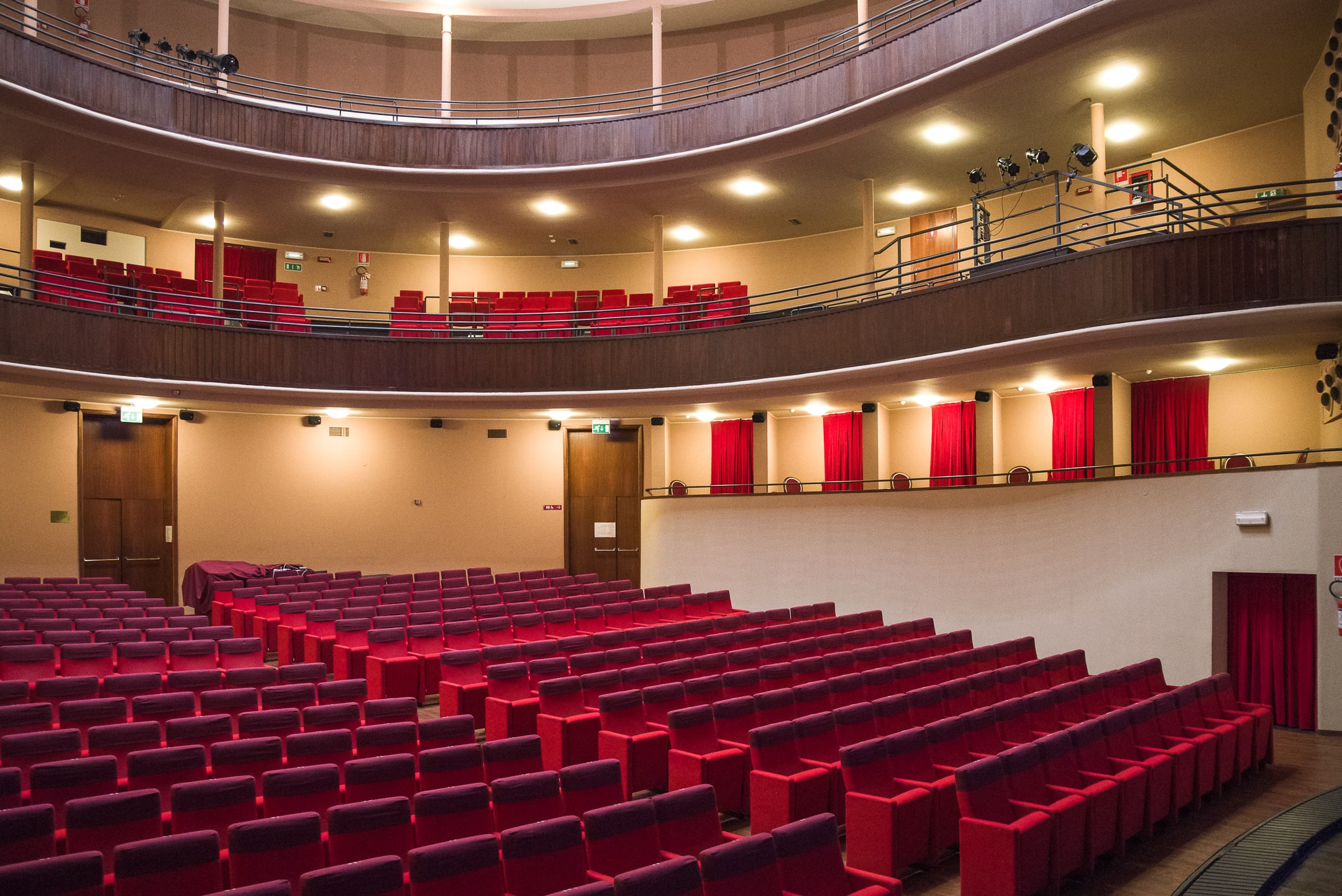 Nuovo Teatro Faraggiana (Novara) ‘Extravaganza!’ debutta a Novara