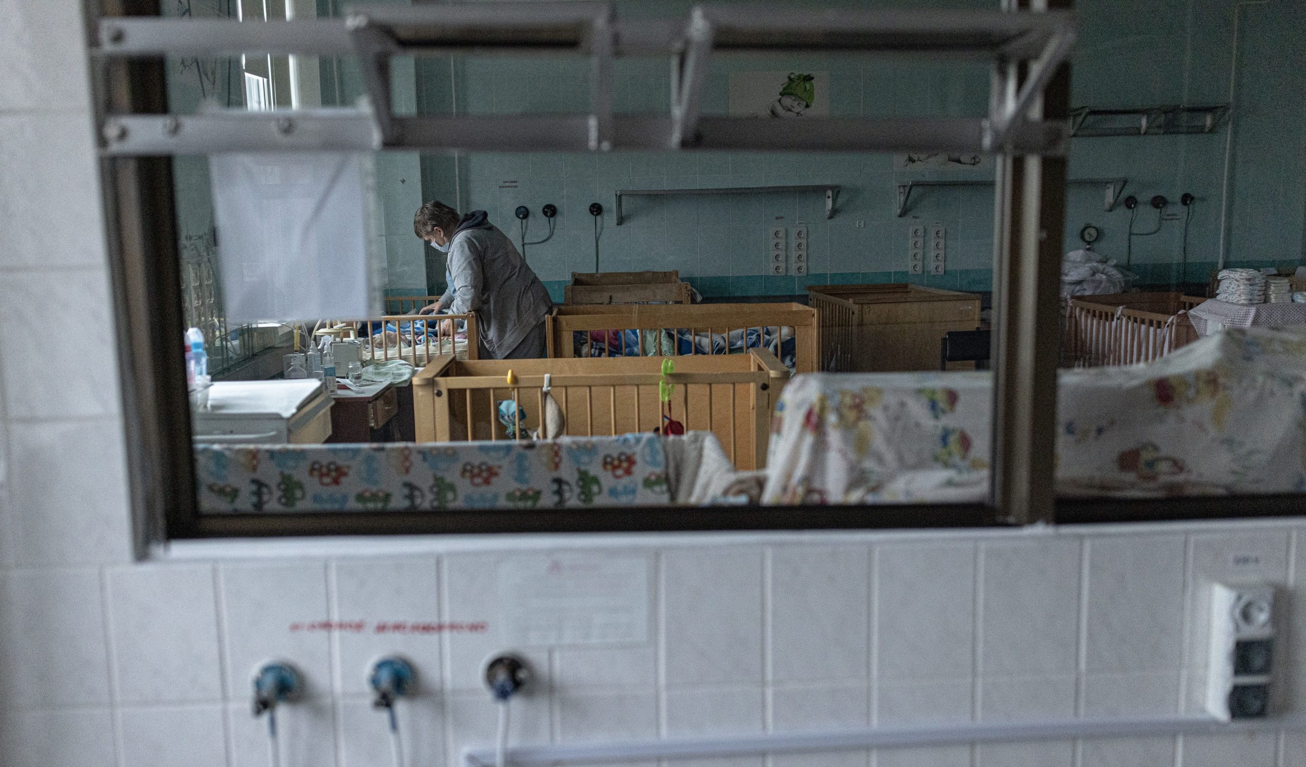 Ucraina: i bambini spariti e quelli salvati dai pediatri di Kherson