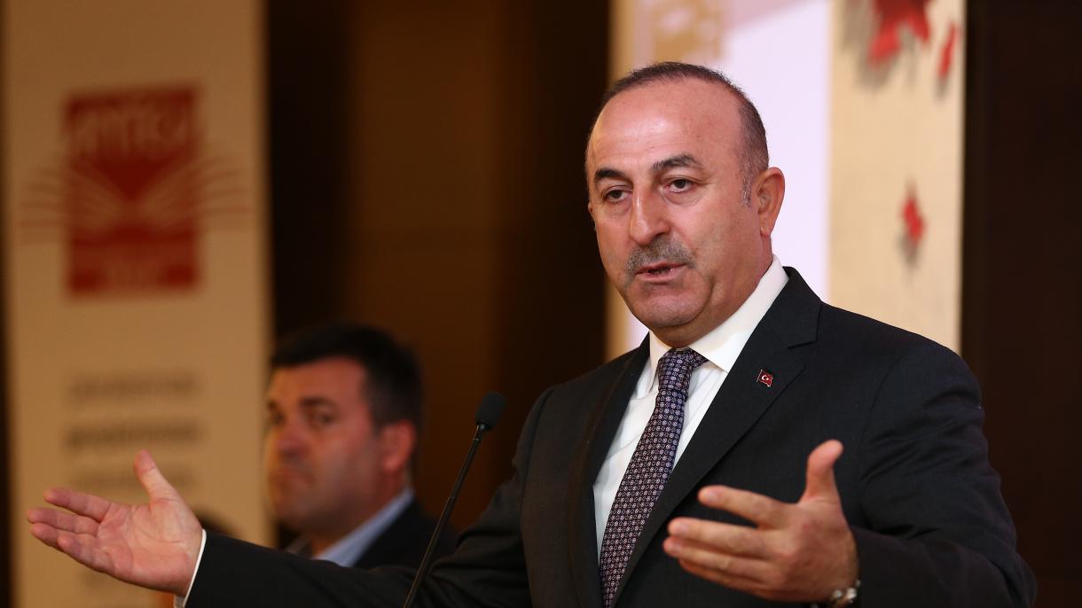 La Turchia: "L'Occidente convinca Kiev a sedersi al tavolo dei negoziati con la Russia"