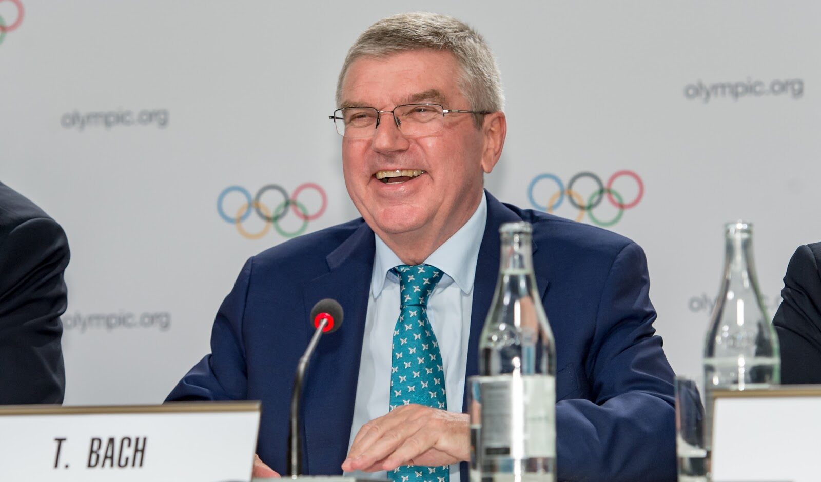 Il presidente del Cio Bach rifiuta l'invito di Zelensky di visitare la città di Bakhmut