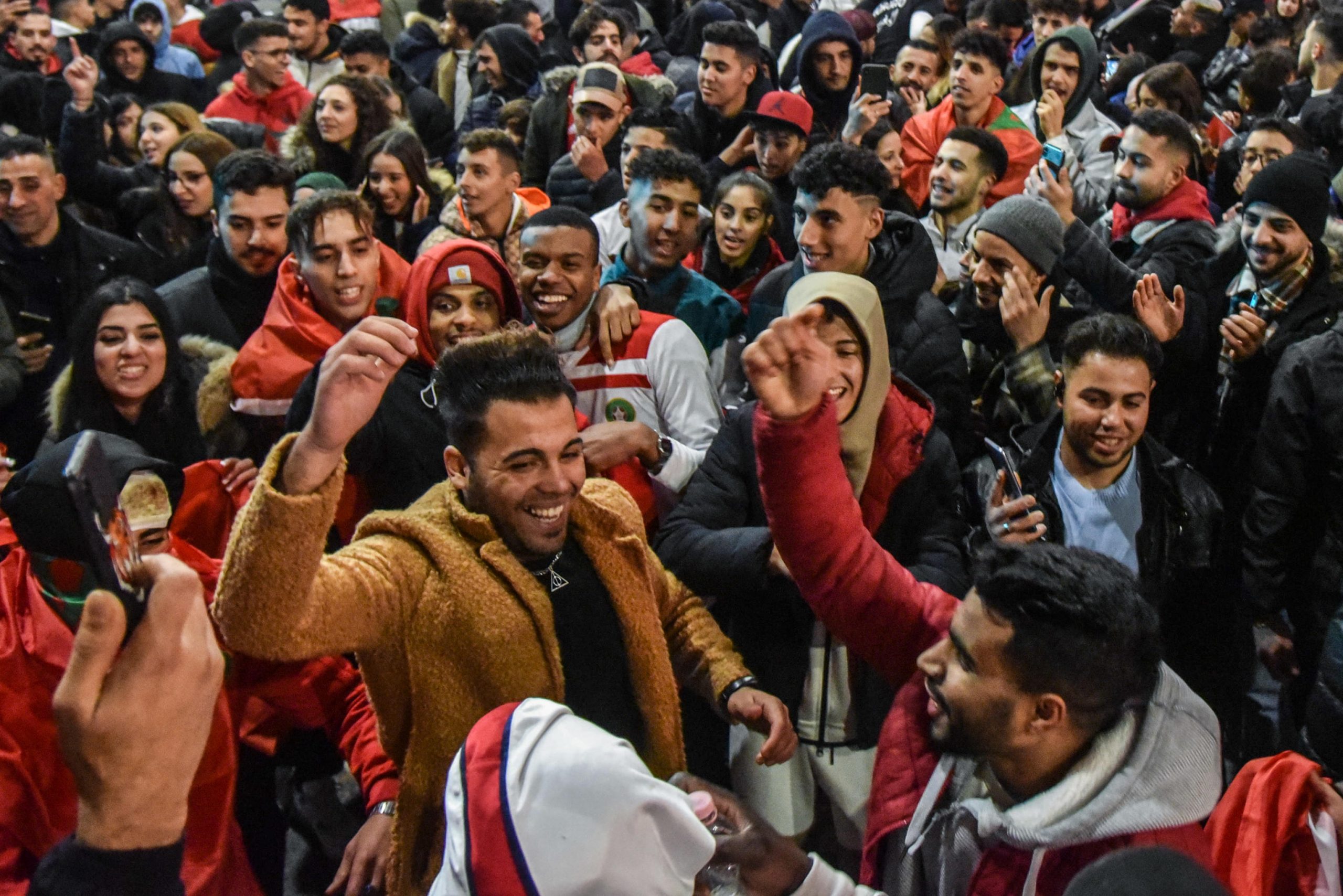 Il razzismo del capogruppo della Lega: "I tifosi del Marocco sono scimmie urlatrici" Il razzismo del capogruppo della Lega: "I tifosi del Marocco sono scimmie urlatrici"