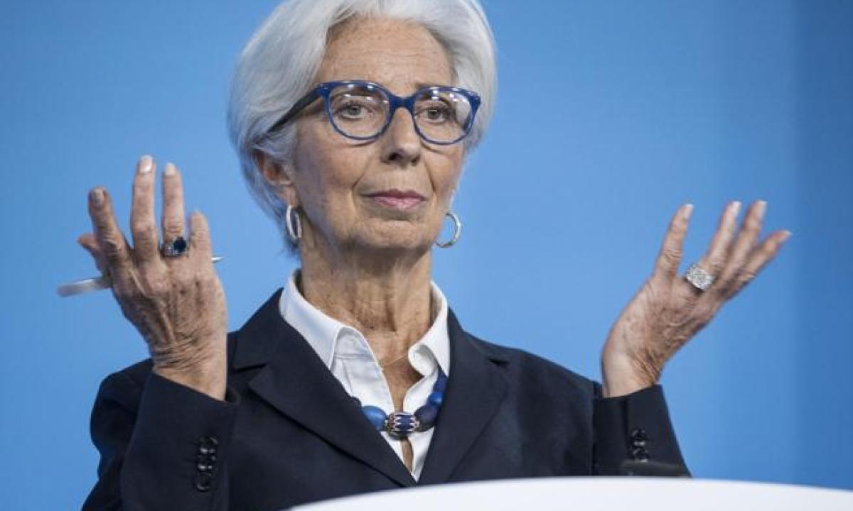 Inflazione, Lagarde (Bce): "Nuovo rialzo dei tassi a luglio, il nostro lavoro non è finito"