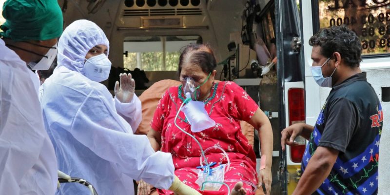 full La paura degli indiani: allerta per le nuove varianti in arrivo dalla Cina