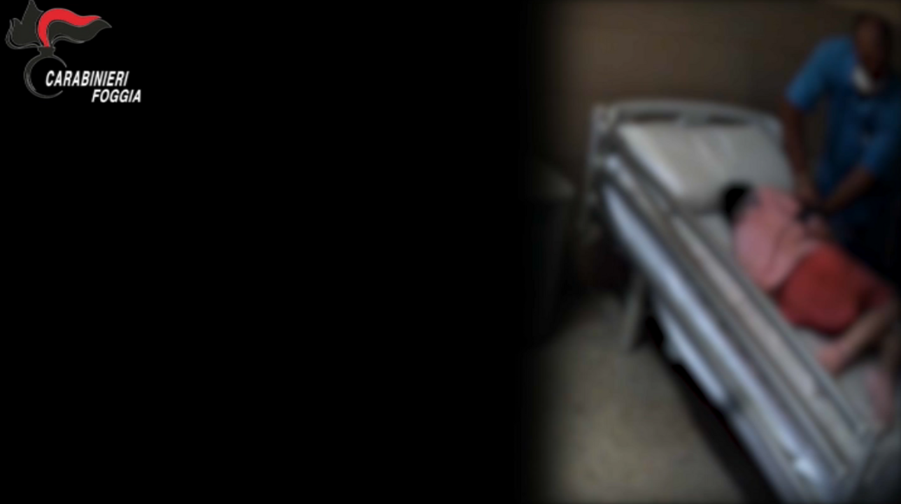 Pazienti psichiatriche legate ai letti e abusate sessualmente: arrestati 15 operatori sanitari (Immagini forti) Pazienti psichiatriche legate ai letti e abusate sessualmente: arrestati 15 operatori sanitari (Immagini forti)