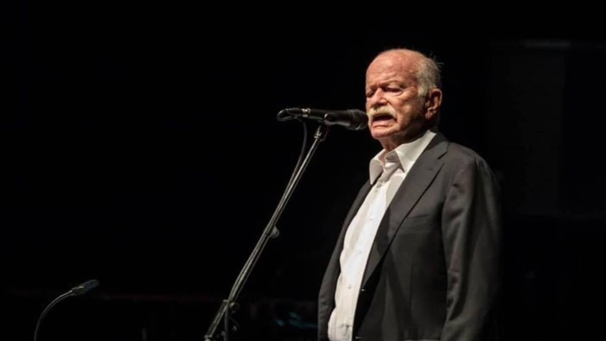 Sanremo -8: Amadeus ogni giorno annuncia un superospite ma... Sanremo -8: Amadeus ogni giorno annuncia un superospite ma...