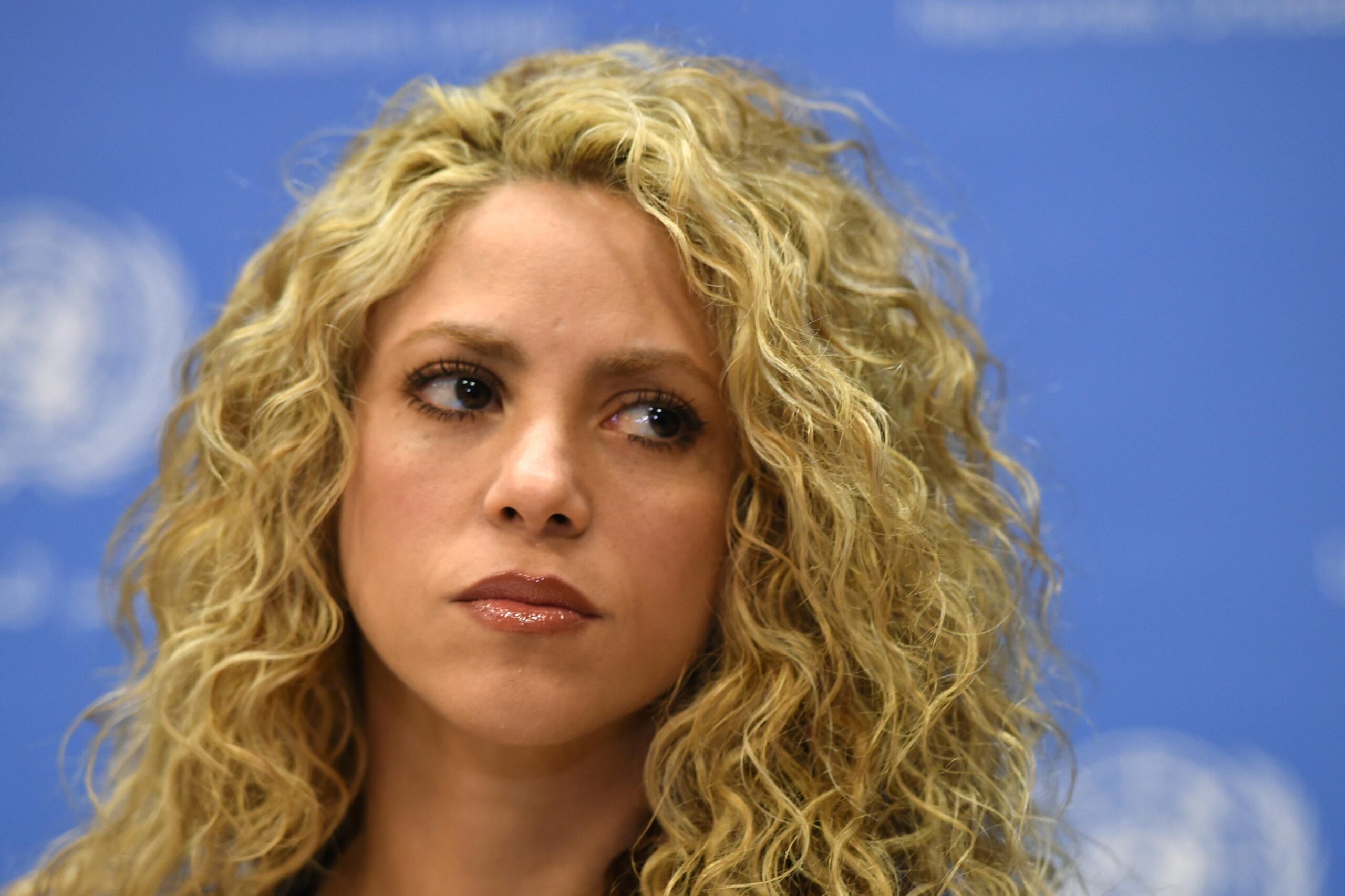 Shakira infuoca il web con il suo nuovo brano