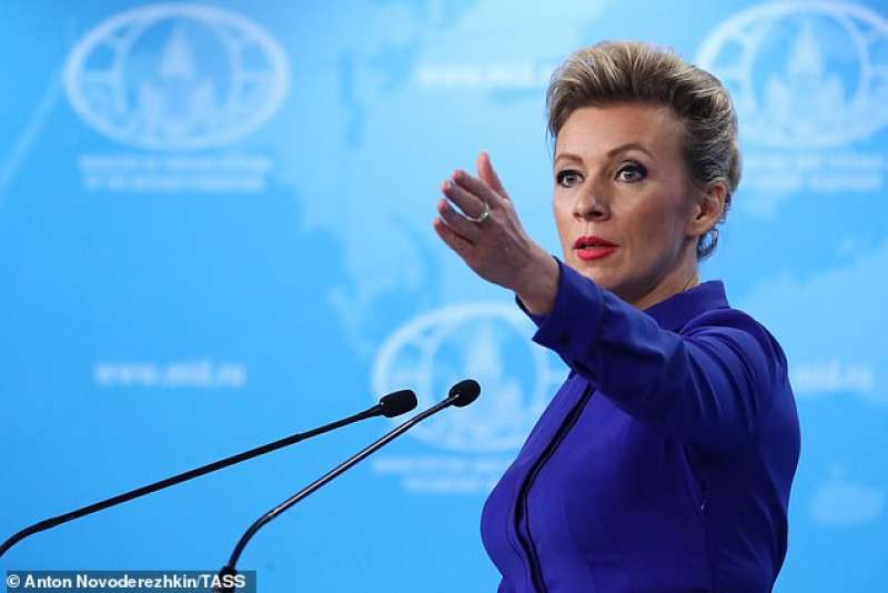 Maria Zakharova ha chiesto all'ambasciatore tedesco in Russia di chiarire le parole di Annalena Baerbock