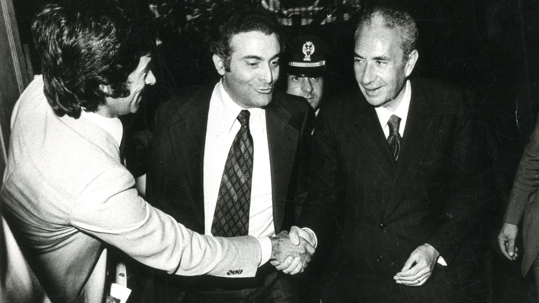 piersanti-mattarella Piersanti Mattarella ucciso dalla mafia 43 anni fa: il ricordo della città di Palermo