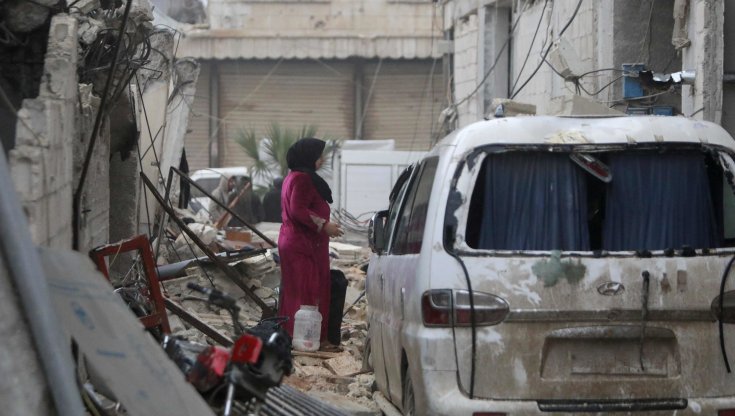 Finalmente il primo convoglio di aiuti raggiunge l'aree dei ribelli in Siria