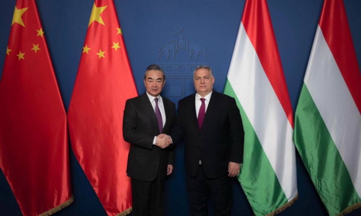 Ancora doppio gioco di Orban, d'accordo coi cinesi sul restare "sobri e sereni" riguardo la guerra