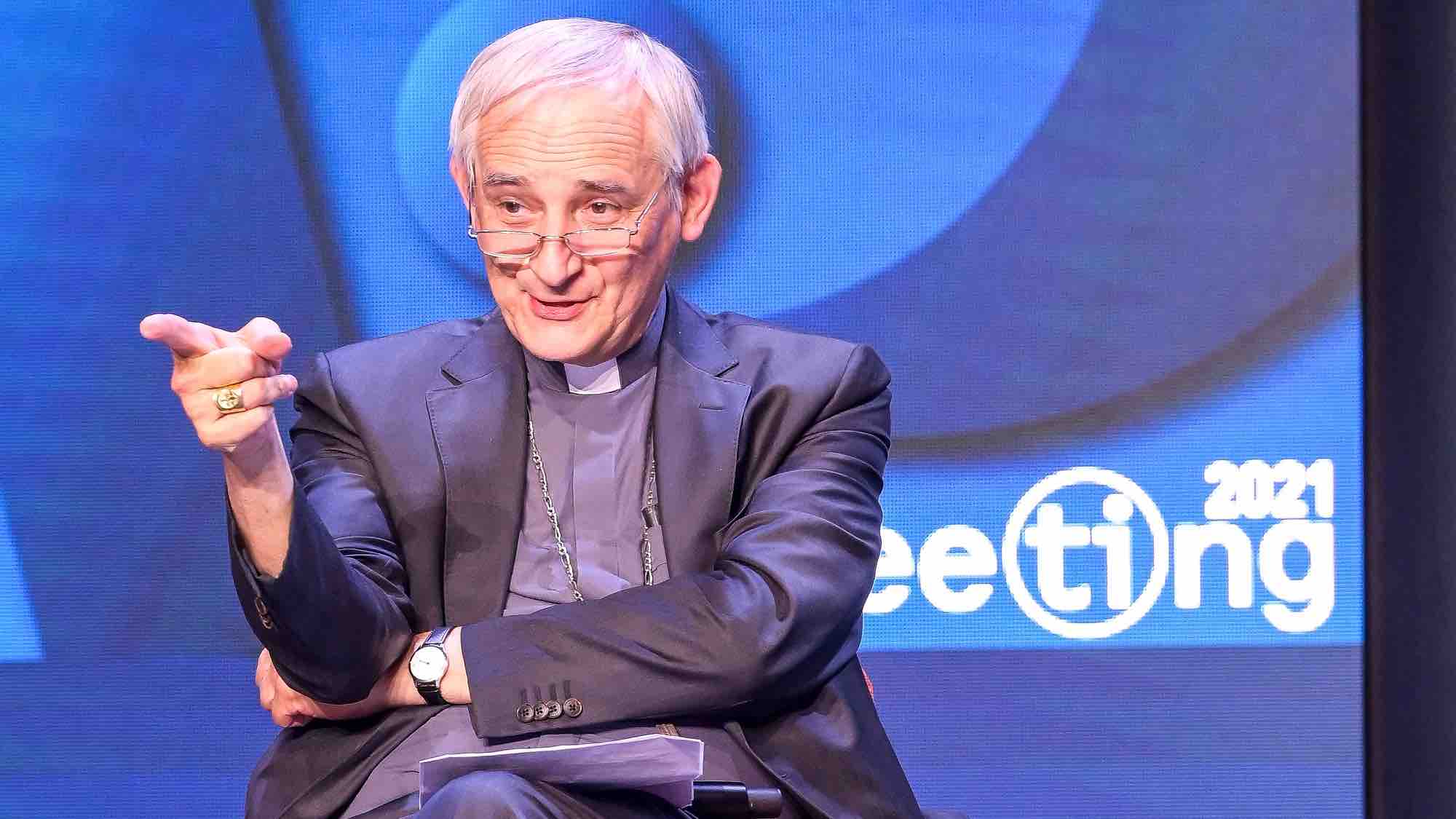 Zuppi: "La chiesa è un popolo unito che accoglie tutte le etnie"