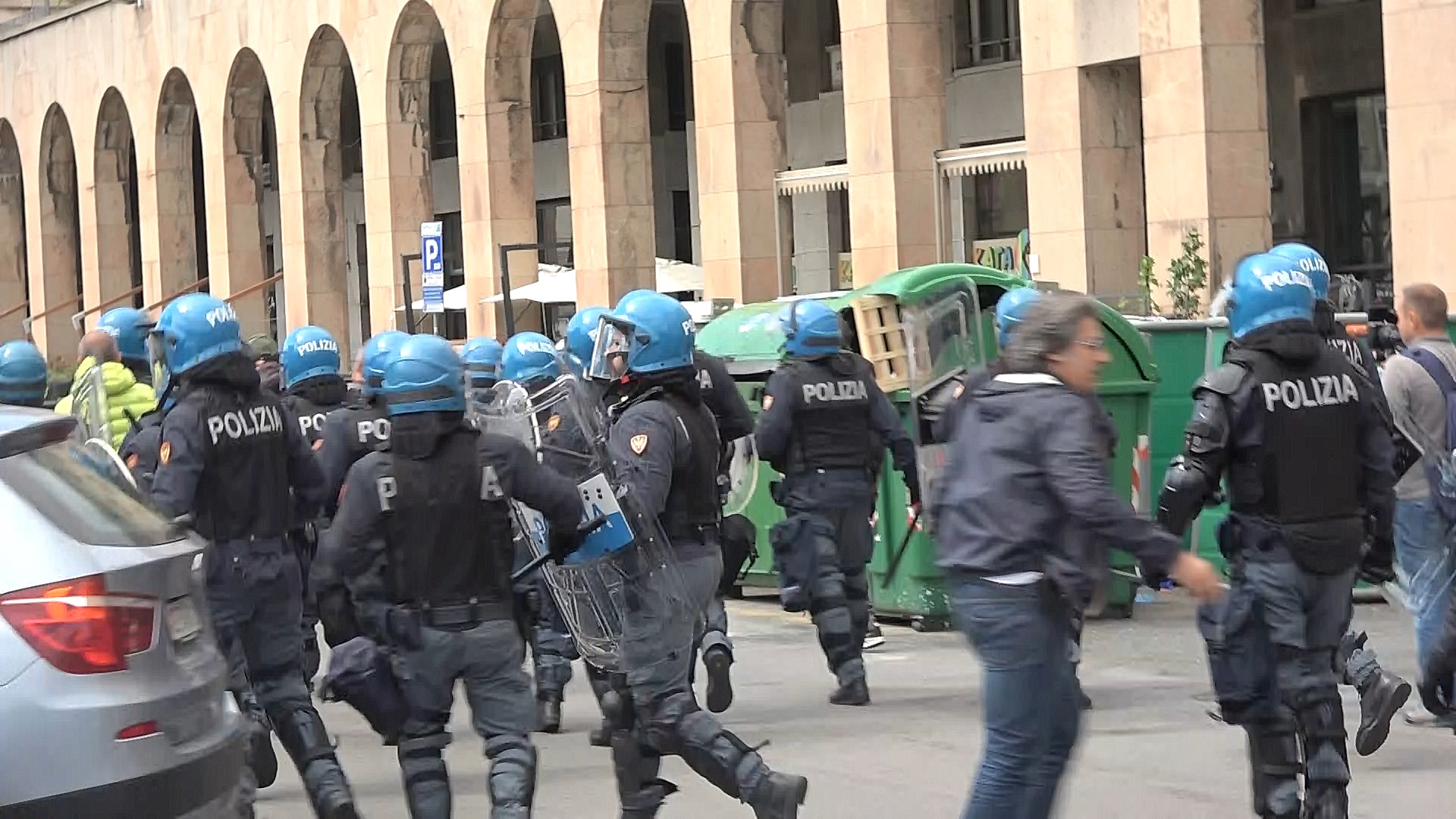 polizia "Ci sarà un grave attentato a Bologna", la telefonata anonima sul caso Cospito fa scattare le indagini