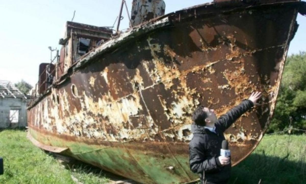 Katër i Radës: quando un improvvido blocco navale provocò la strage del venerdì santo Katër i Radës: quando un improvvido blocco navale provocò la strage del venerdì santo