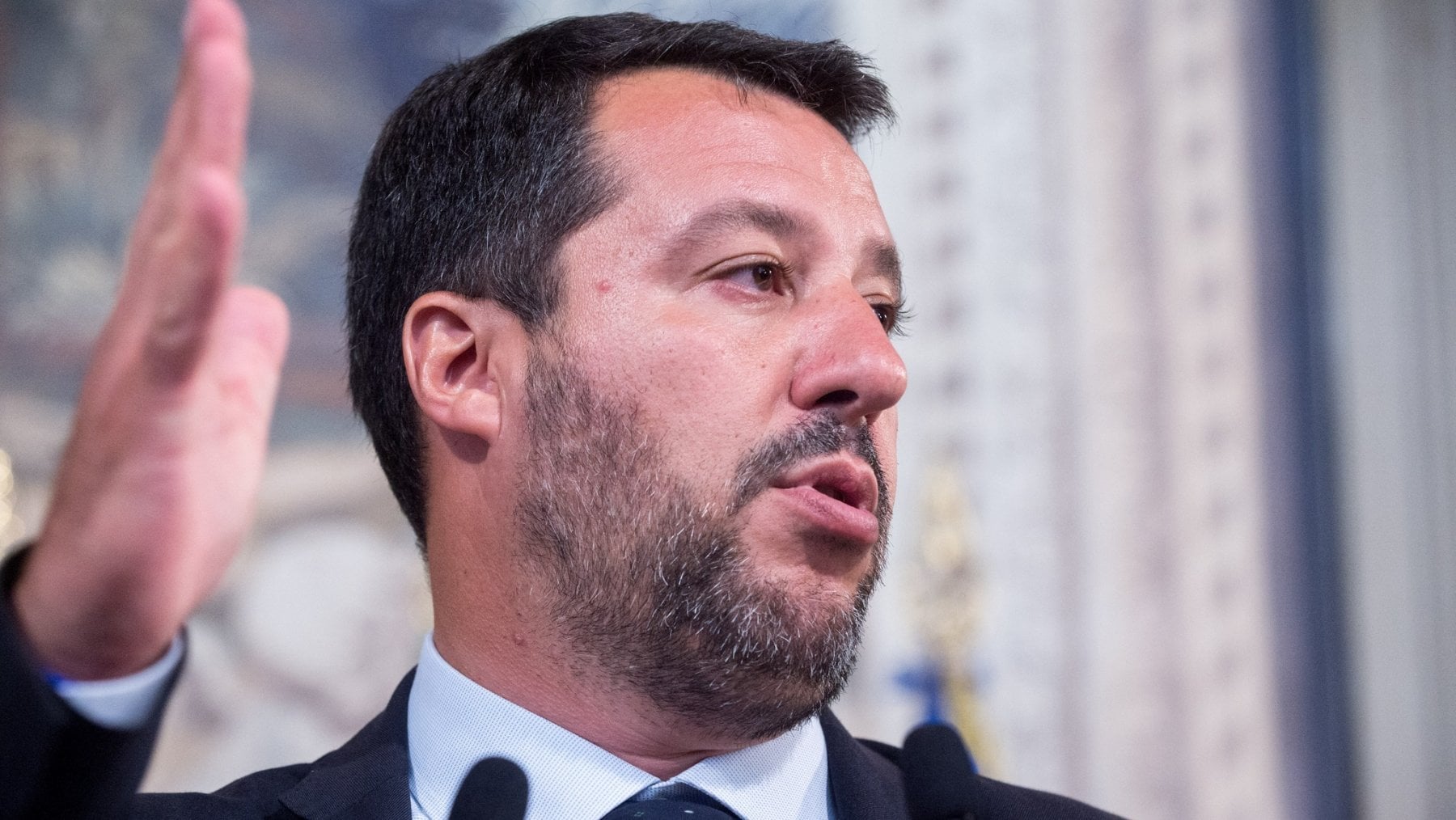matteo-salvini Napoli-Eintracht, nel 2015 Salvini chiedeva le dimissioni di Alfano per le violenze degli olandesi a Roma...