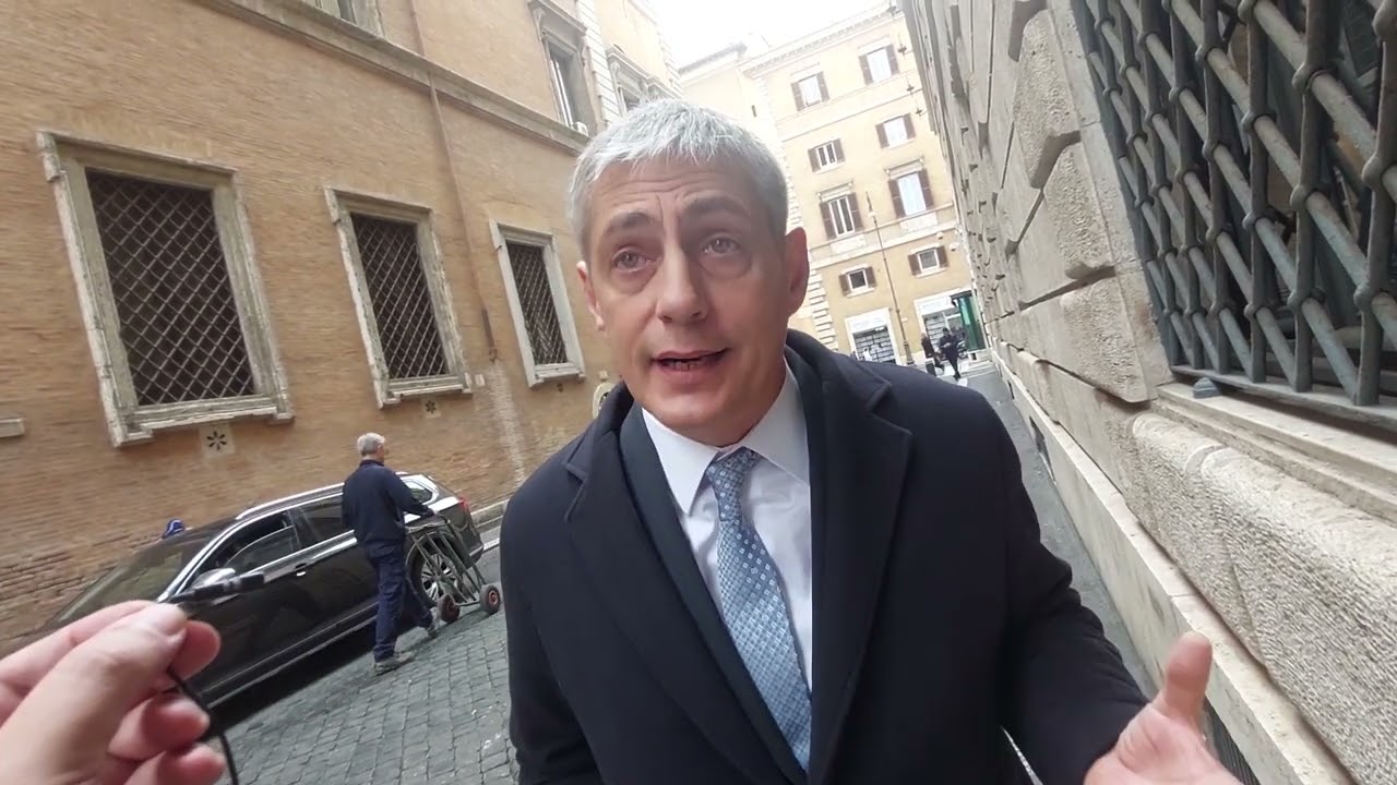 Astorre, l'ex senatore M5s Airola: "La depressione è un percorso di dolore..." Astorre, l'ex senatore M5s Airola: "La depressione è un percorso di dolore..."