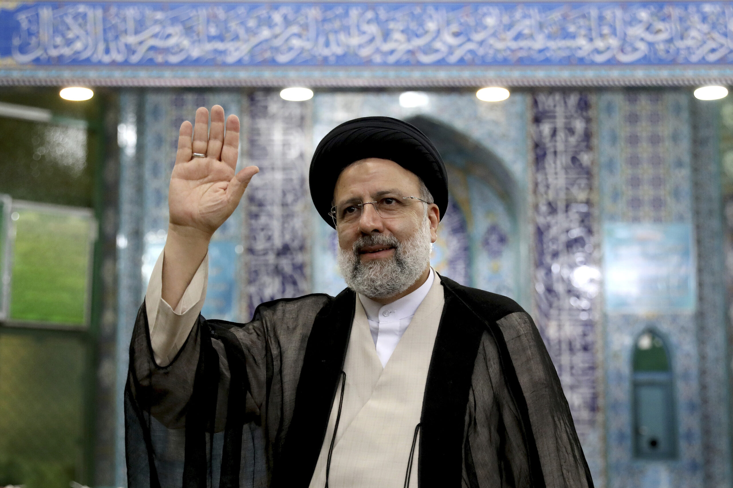 Nobel per la Pace, il governo iraniano attacca: "Decisione di parte e politica"