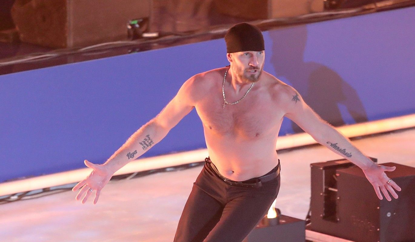 roman-kostomarov Il pattinatore russo a cui hanno amputato mani e piedi si è svegliato dal coma