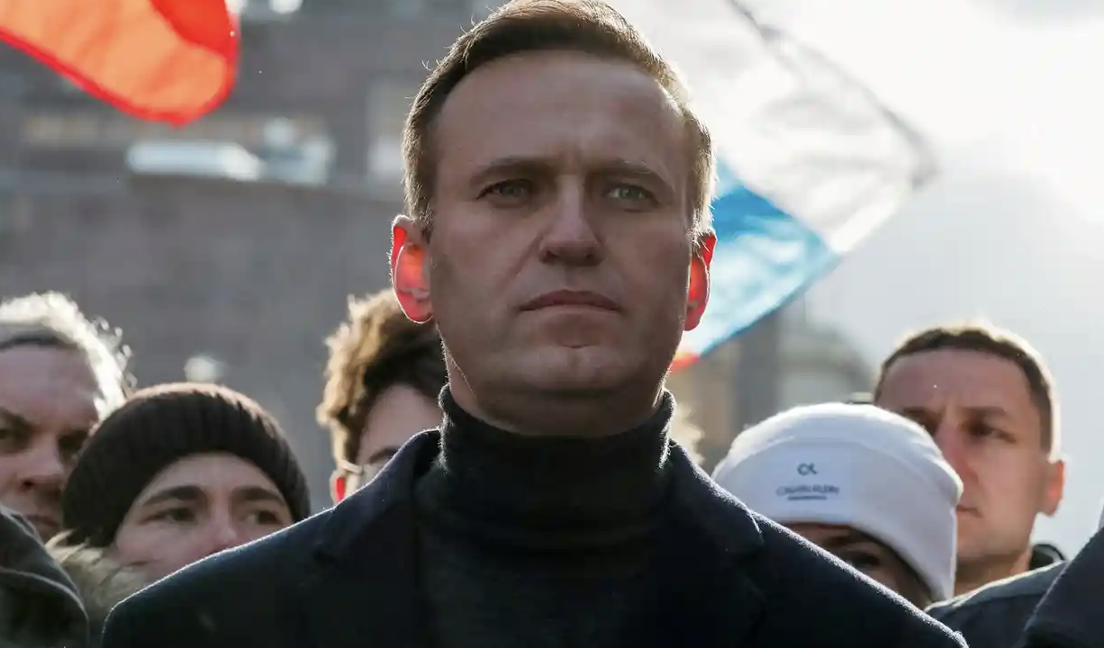 A tre anni dall'arresto, Navalny manda a dire a Putin: "Crollerai e sparirai!"