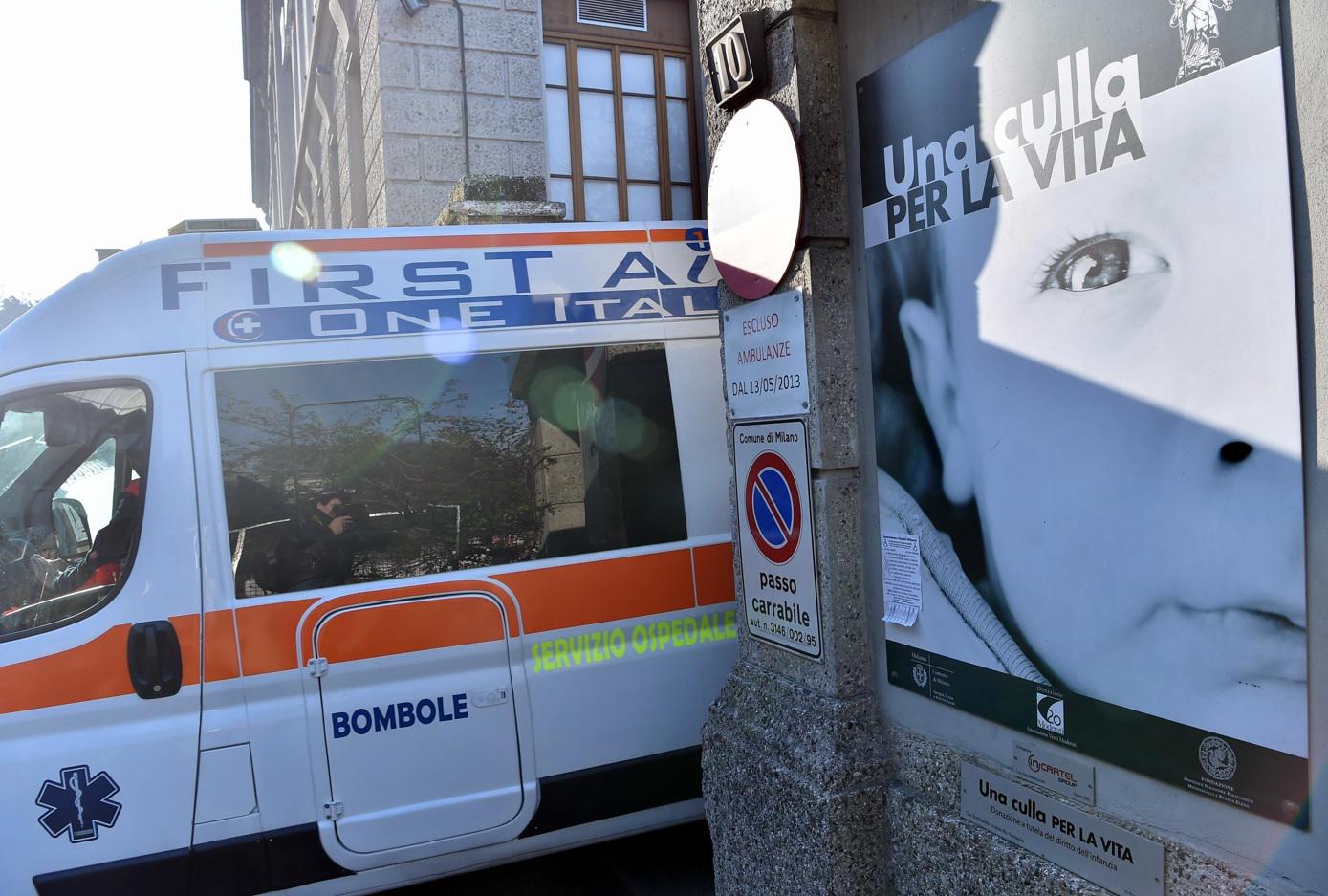 culla-per-la-vita Neonato lasciato nella Culla per la vita del Policlinico, con lui una lettera: "Mi chiamo Enea..."