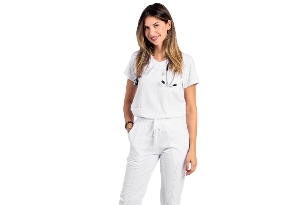 1. Le caratteristiche più importanti delle tute mediche progettate per il comfort di chi le indossa