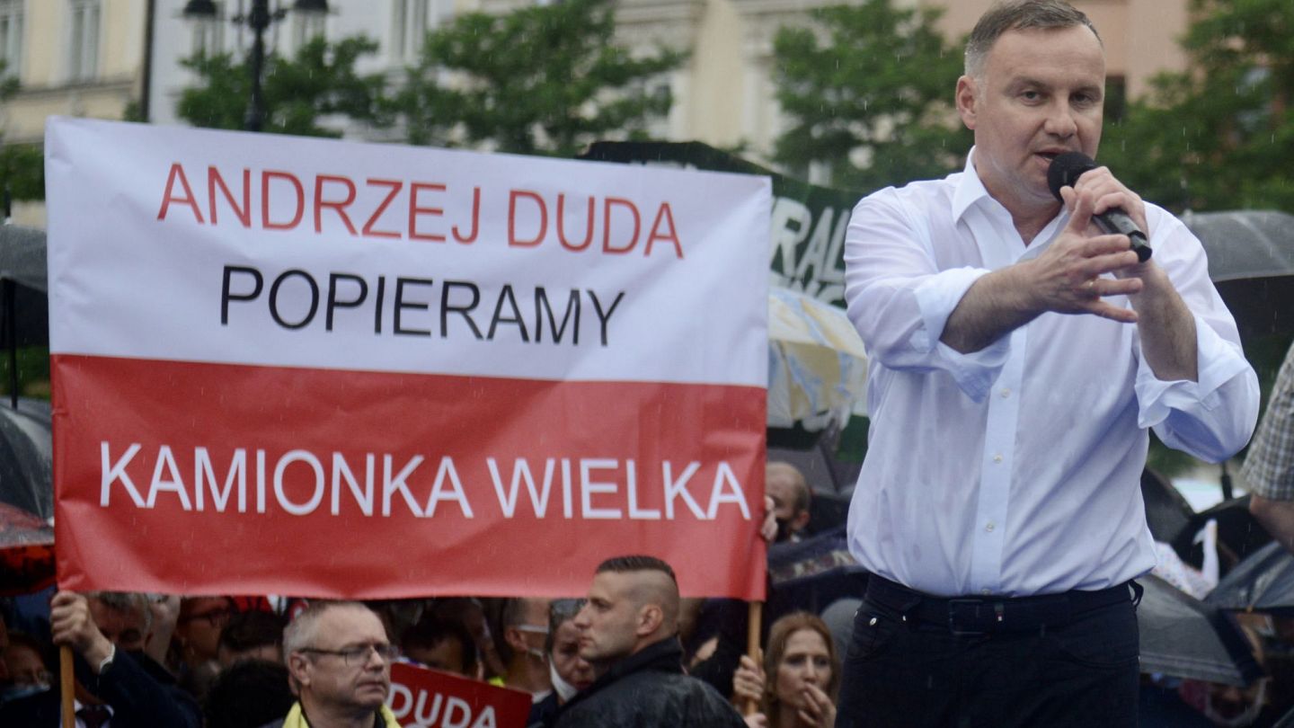 La Polonia vuole indagare sull'influenza russa ma l'obiettivo è imbavagliare l'opposizione