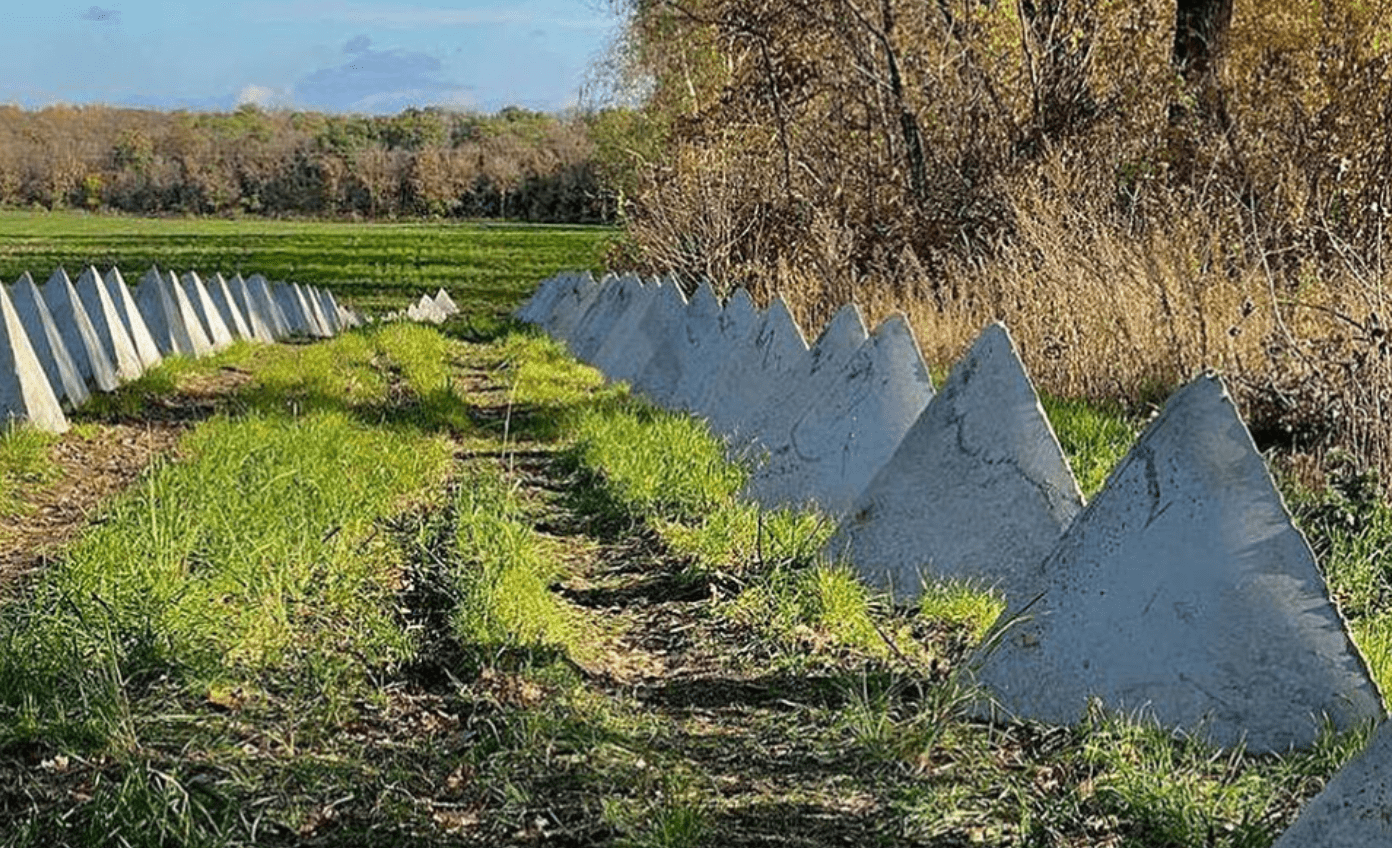 La Bielorussia ha costruito fortificazioni vicino al confine con l'Ucraina