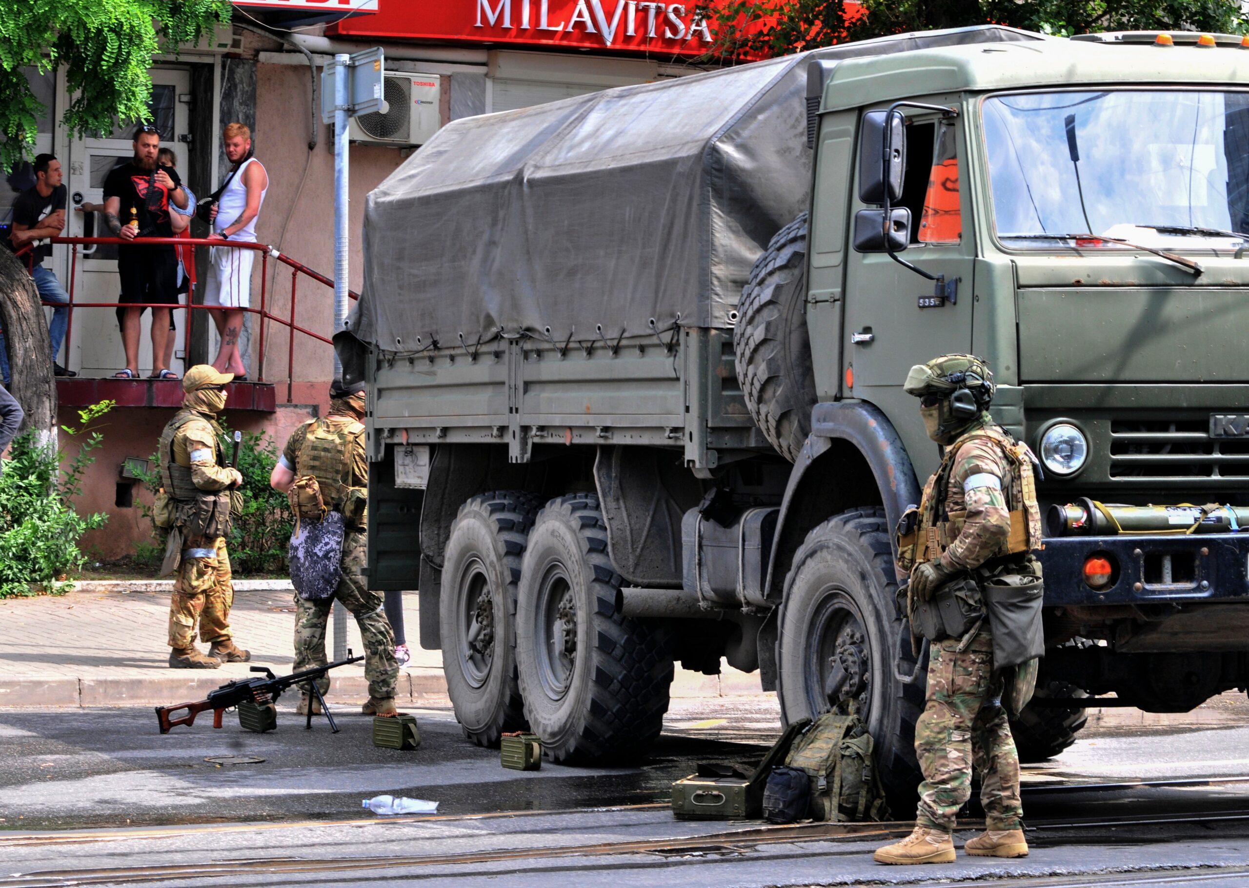 È guerra tra Wagner e esercito russo: gli uomini di Prigozhin conquistano Voronezh