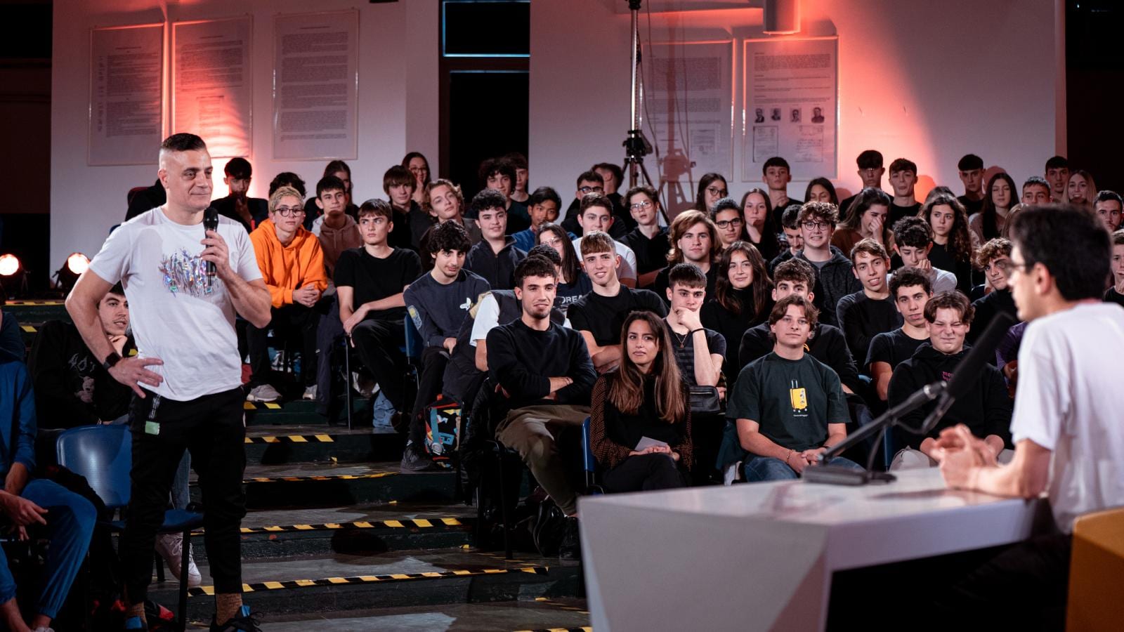 la-conferenza-stampa "La Conferenza Stampa", alle 23 su Rai 2: ospiti e anticipazioni della puntata