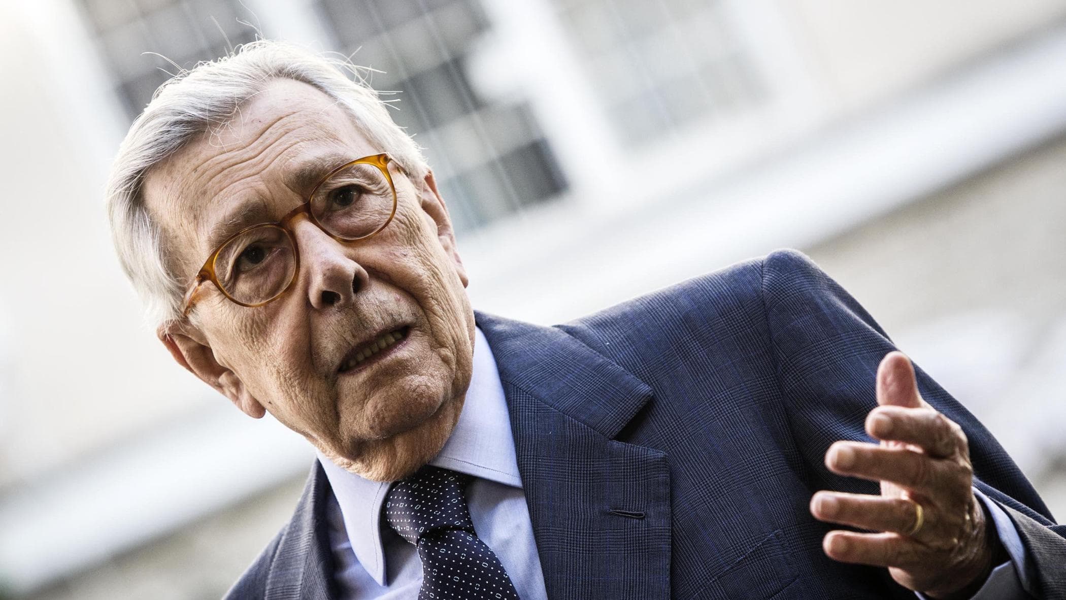 Addio Arnaldo Forlani, storico leader della Democrazia Cristiana: fu premier e ministro Addio Arnaldo Forlani, storico leader della Democrazia Cristiana: fu premier e ministro