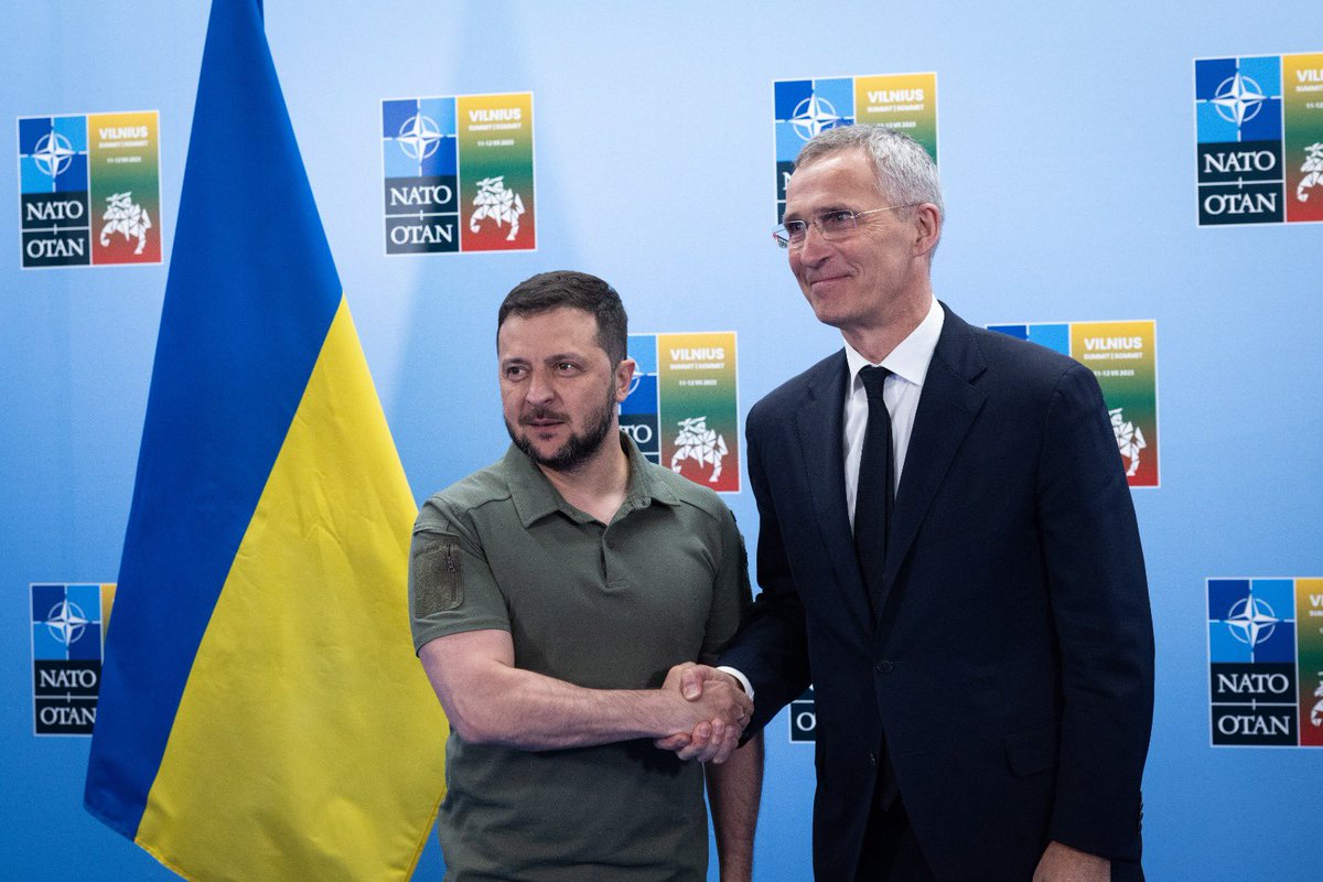 Gli Usa frenano Zelensky: "L'ingresso di Kiev nella Nato adesso sarebbe guerra con la Russia"