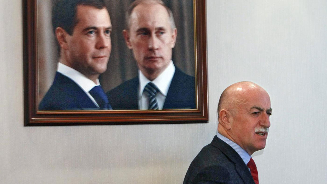 Putin affida a un 'fedele amico' il controllo della filiale russa della danese Carlsberg