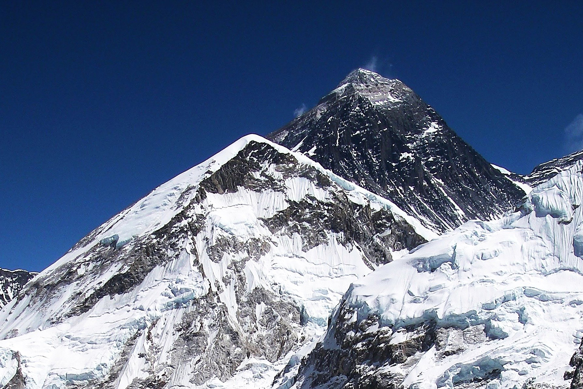 everest “Nel secolo breve - Il Monte Everest”, alle 21.20 su Rai 3: ecco le anticipazioni