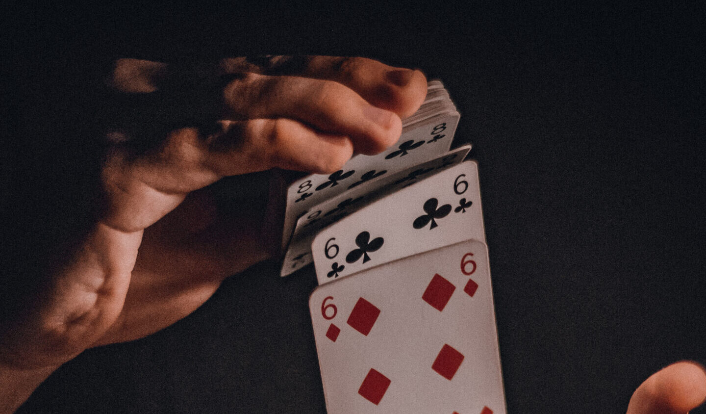 Può il poker Italiano sopravvivere al dominio incontrastato del Texas Hold'em? Può il poker Italiano sopravvivere al dominio incontrastato del Texas Hold'em?