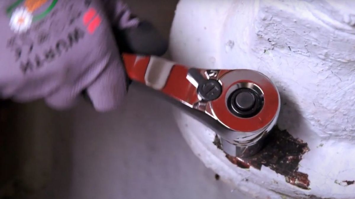 Chi ha inventato la chiave a cricchetto? Chi ha inventato la chiave a cricchetto?