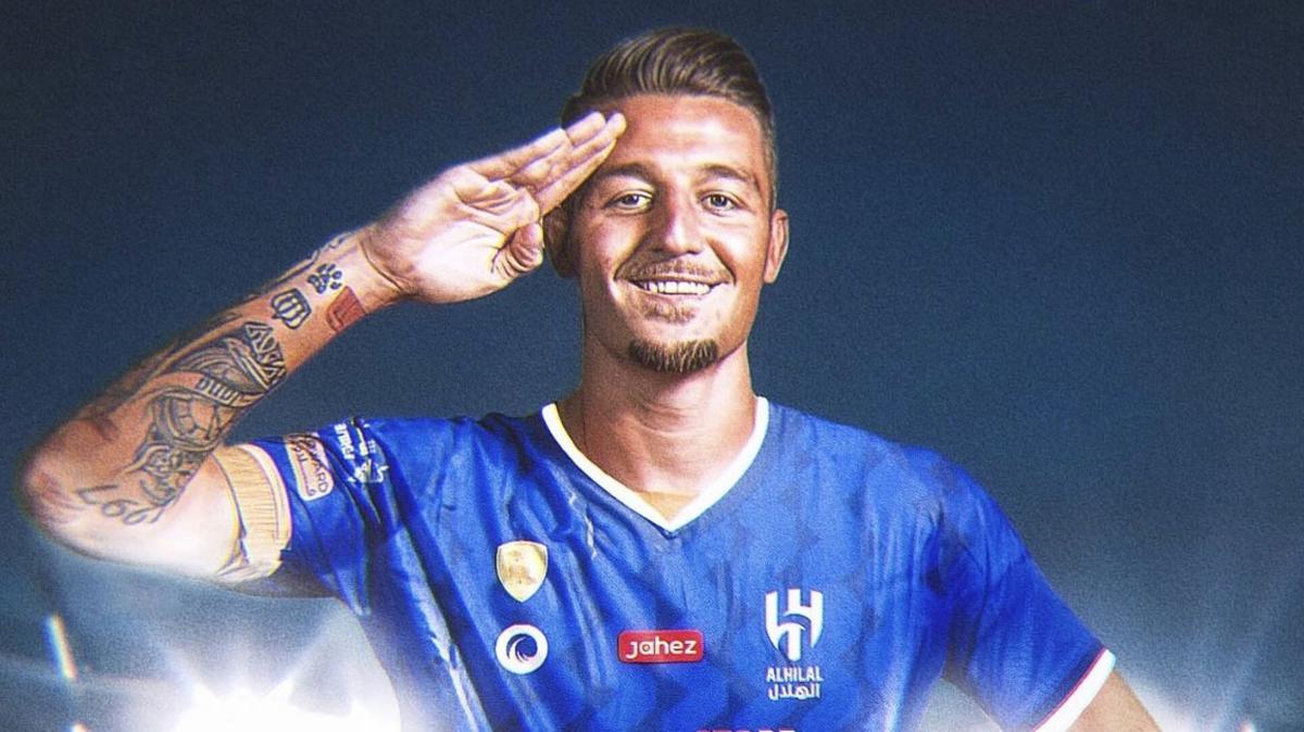 Sergej Milinkovic-Savic firma con l'Al-Hilal: il messaggio d'addio ai tifosi della Lazio Sergej Milinkovic-Savic firma con l'Al-Hilal: il messaggio d'addio ai tifosi della Lazio