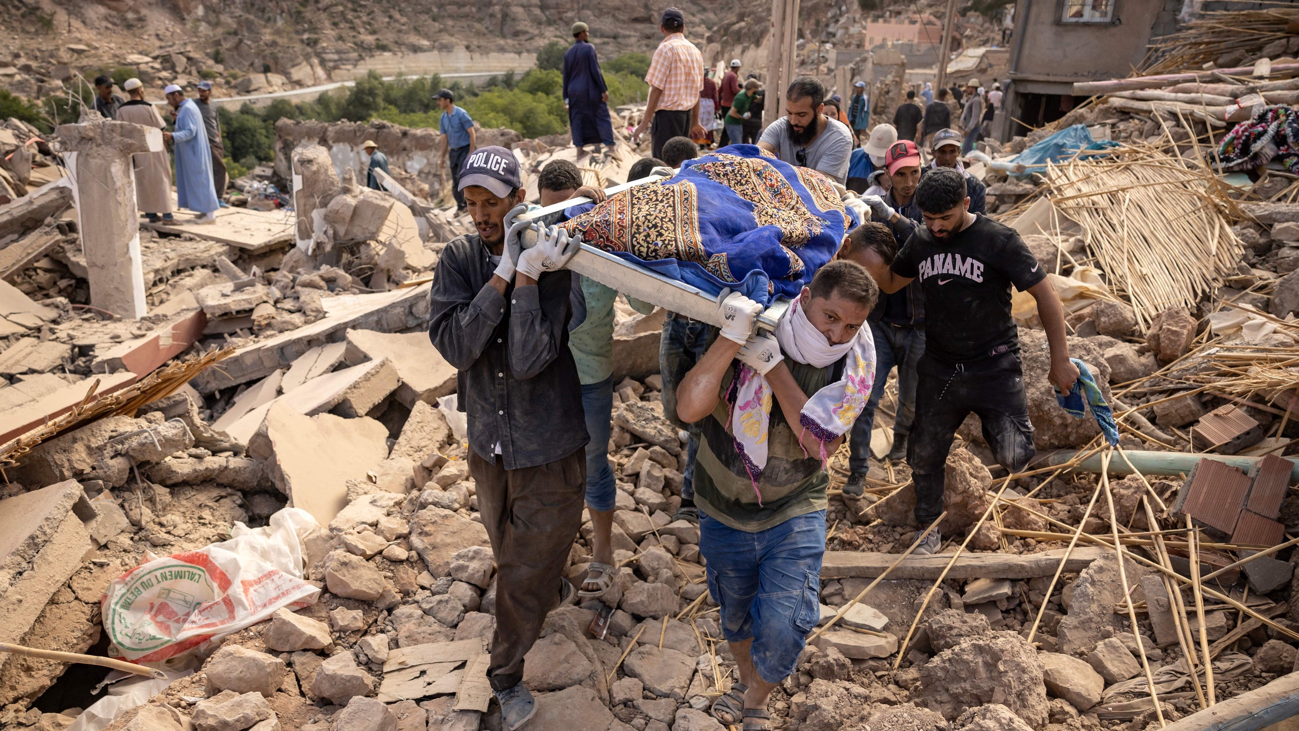Terremoto in Marocco: il bilancio sale a oltre 2.800 morti,  ricerche e soccorsi complicati