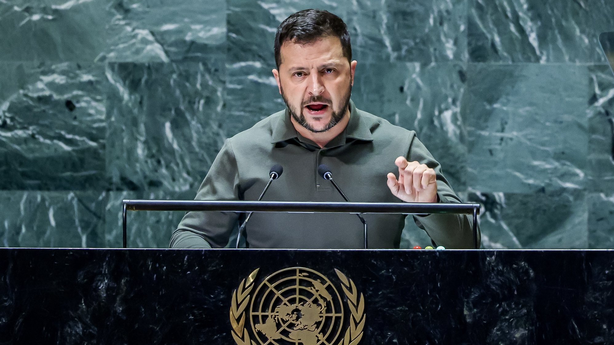 Zelensky incalza Trump: "Se ha un piano di pace per l'Ucraina lo renda noto adesso"